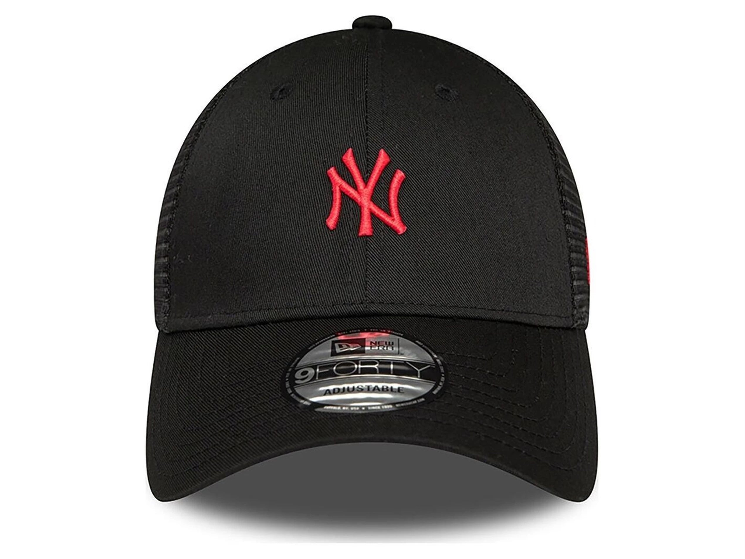New York Yankees Black & Red Logo 9FORTY Trucker Cap