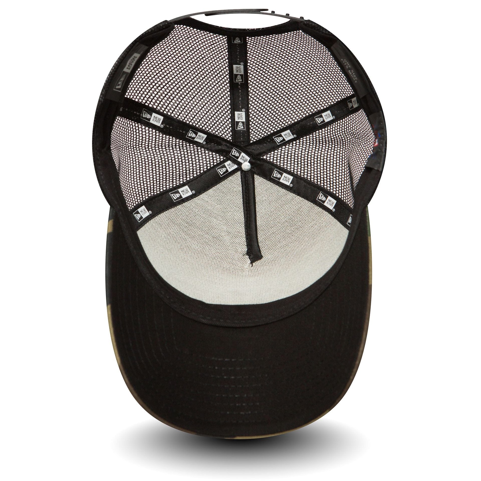 New York Yankees Woodland Camo 9FORTY A-Frame Trucker Cap